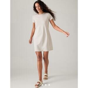 Athleta Pacifica Drees Robe Pacifica Women’s Size M White UPF, Quick Drying